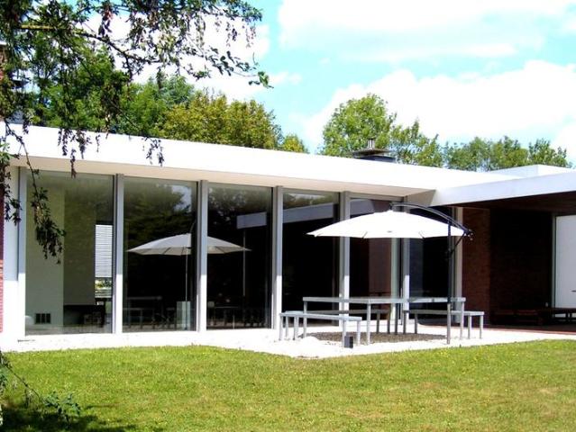 Leben in Bürener Stadtrandlage im Stil der Moderne