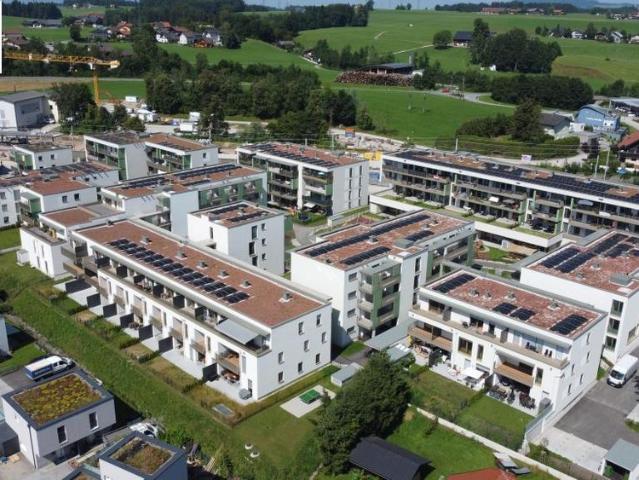 Leben in Seekirchen! Gemütliche 2 Zimmerwohnung mit Balkon und Tiefgaragenplatz in Seekirchen!