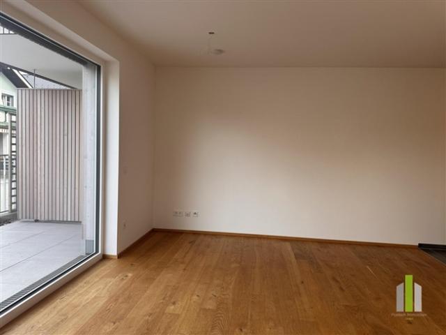 Neuer Preis Schicke 2 Zimmer Wohnung mit Terrasse nahe See