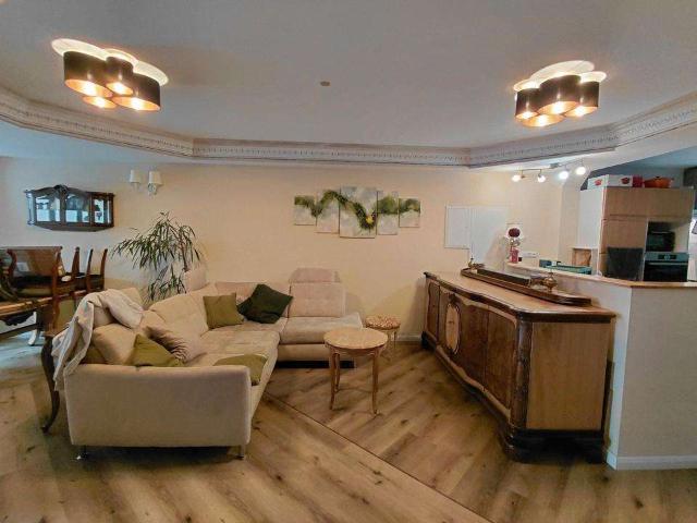 Lebendig wohnen in Essen: 3 Zimmer Wohnung mit Balkon