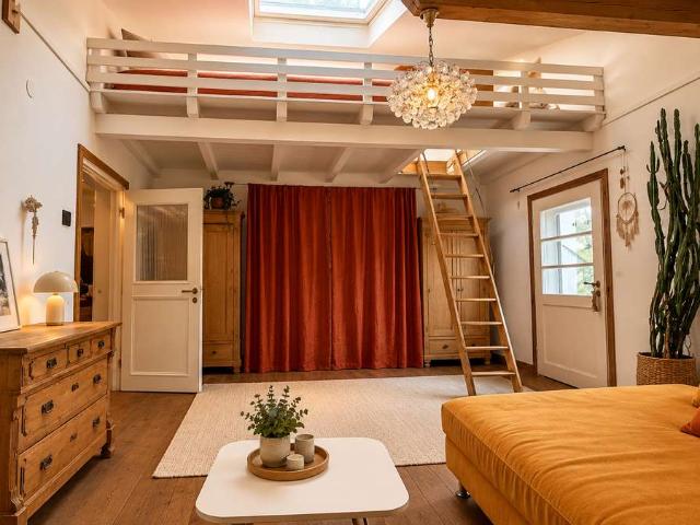 Lebendiger Wohnraum: Modernisierte 3,5 Zimmer Wohnung in Prien am Chiemsee