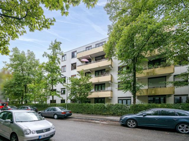 Lebenslanges Wohnrecht! Gepflegte 2 Zimmer Wohnung in ruhiger und zentraler Lage mit Balkon