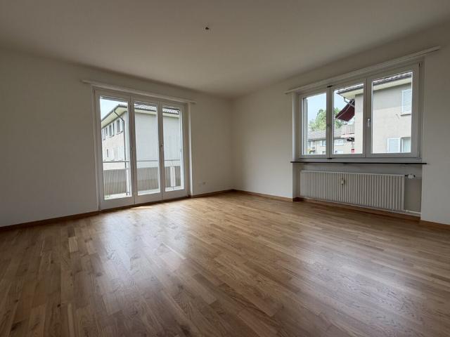 LEBENSQUALITÄT 4 ZIMMERWOHNUNG AN FAMILIENFREUNDLICHER LAGE