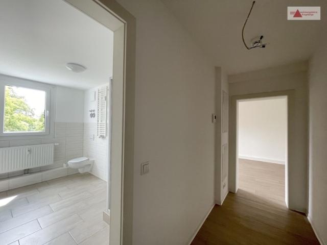 Lebensqualität in Klingenberg 2 Raum Wohnung mit Balkon