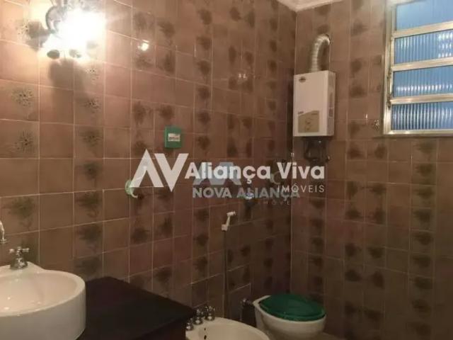 Leblon — Apartamento exclusivo na 2ª quadra da praia, 300 m², 1 por andar e 3 vagas