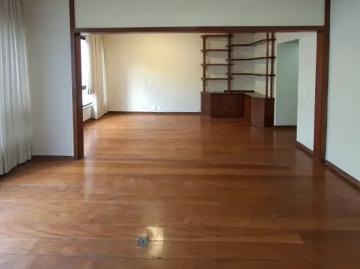Praça Atahualpa - Garagem, Sala de serviços