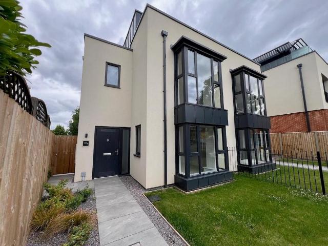 Leckhampton Road, Cheltenham 5 bed semi detached house to rent £3,300 pcm £762 pw
