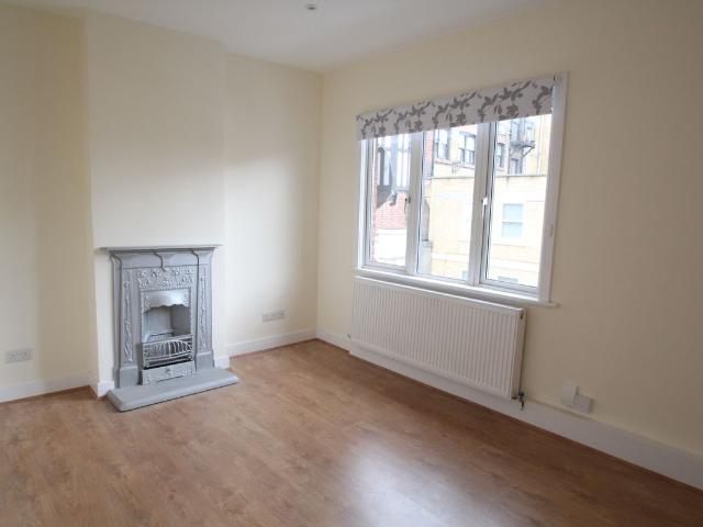 Leconfield Road, Highbury, London N5, 3 bed flat to rent, £3,250 pcm | PrimeLocation