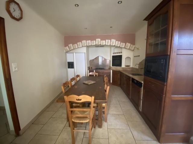 LECQUES Maison de village de type T6 de 118 m²