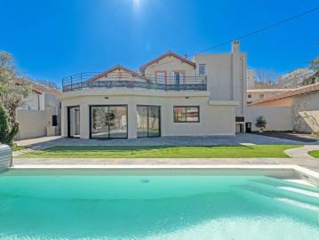L'ECRIN Villa T4 de 120m2 + Jardin + Piscine + Garage + Cave