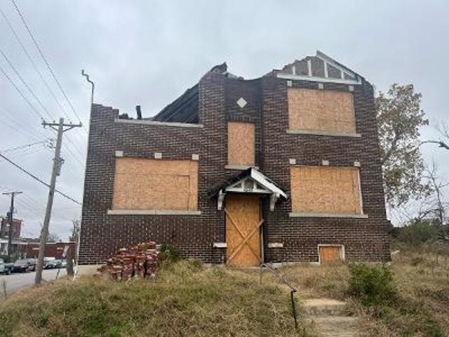 Leduc St