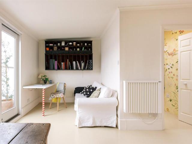 Ledbury Road, London, W11 1 bed penthouse to rent £3,033 pcm £700 pw