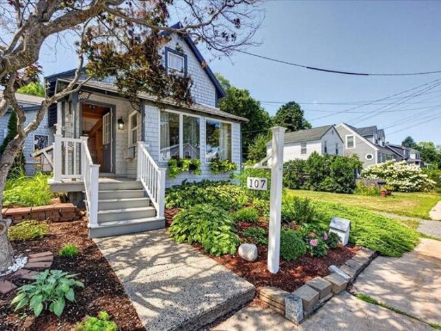 Ledgelawn Ave, Bar Harbor, Home For Sale