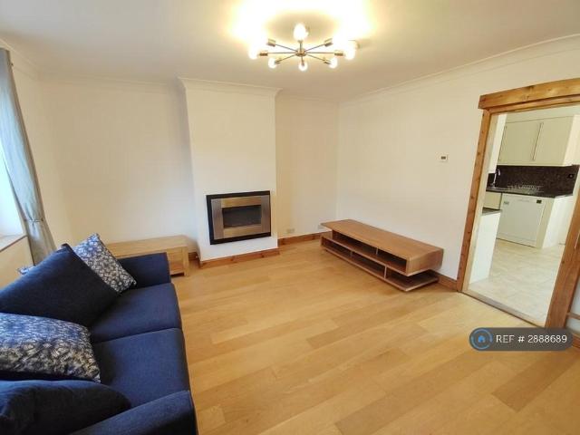 Leete Road, Cambridge, CB1 4 bed semi detached house to rent £2,295 pcm £530 pw