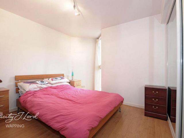 Leeward Court, London 1 bed apartment to rent £1,750 pcm £404 pw
