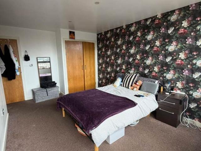Lee Circle, Leicester LE1, 2 bed houseboat to rent, £950 pcm | PrimeLocation