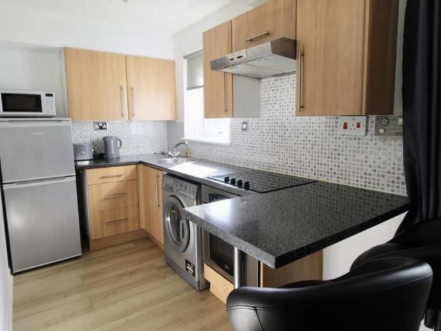 Lee Crescent North, Ground Floor AB22, 1 bed flat to rent, £515 pcm | PrimeLocation