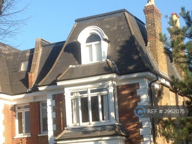 Lee, London, SE12 3 bed flat to rent £2,800 pcm £646 pw