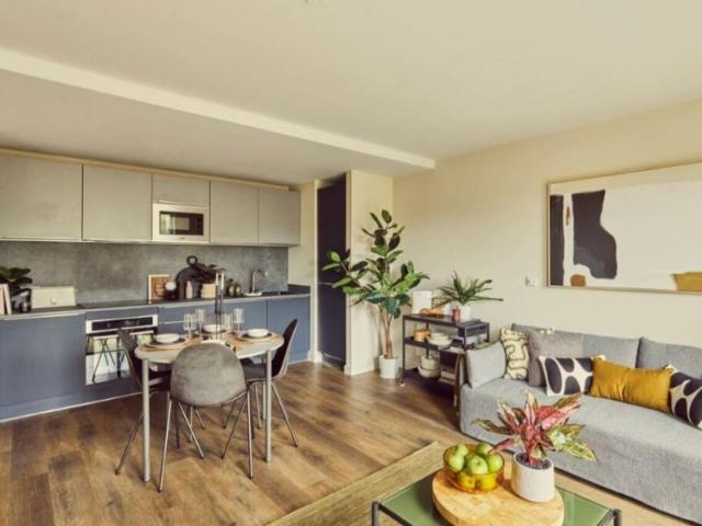 Leeds, UK LS1, 1 bed flat to rent, £1,235 pcm | PrimeLocation