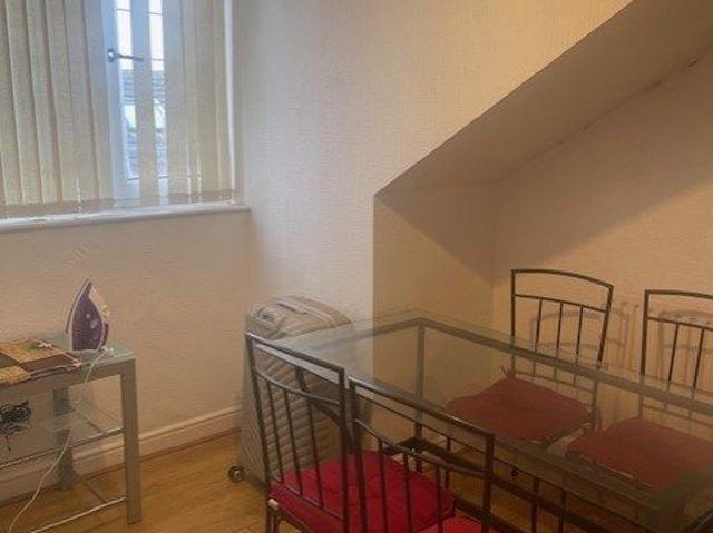 Leeds LS9, Studio to rent, £474 pcm | PrimeLocation