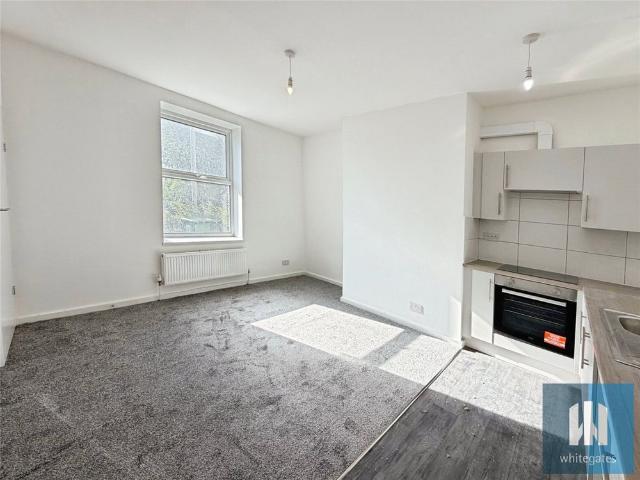 Leeds Road, Bradley, Huddersfield, HD2