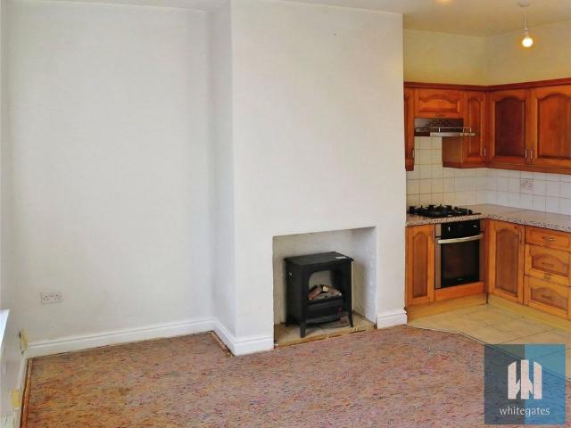 Leeds Road, Bradley, Huddersfield, HD2