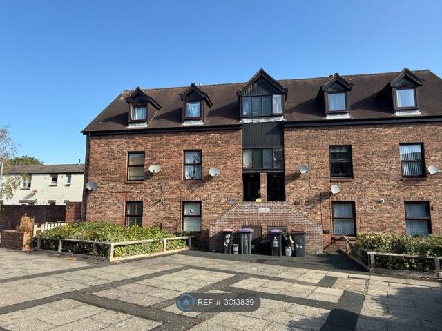 Leegomery, Telford TF1, 2 bed flat to rent, £795 pcm | PrimeLocation