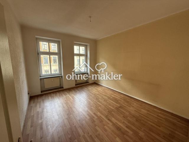 Leere, renovierungsbedürftige Wohnung in Gohlis Süd