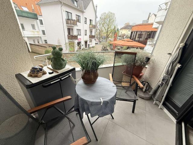 Leerstand im Zentrum von Dellbrück 2 Zimmer Wohnung mit Balkon, TG Stellplatz & EBK