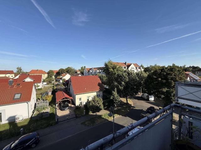 leerstehende 3 Zimmer Maisonette Wohnung mit Balkon und hochwertiger Einbauküche