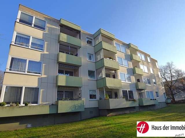 Leerstehende 3 Zimmer Wohnung mit Balkon in ruhiger Lage!