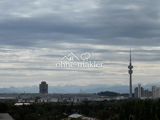 Leerstehende große Wohnung mit Alpenblick aus dem Münchner Norden