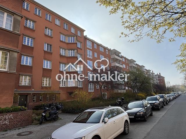 Leerstehende möblierte Wohnung nahe Innsbrucker Platz direkt einziehen!