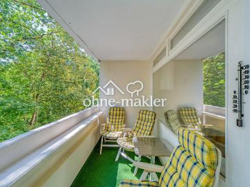Leerstehende provisionsfreie moderne 2 Zimmer Eigentumswohnung mit Balkon in Berlin Westend