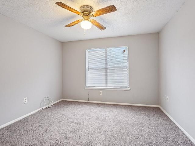 Legacy Pointe Apartments 1 Bedroom Apartment for Rent at 9 Summertree Ln, Greensboro, NC 27406