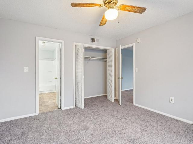 Legacy Pointe Apartments 2 Bedroom Apartment for Rent at 9 Summertree Ln, Greensboro, NC 27406