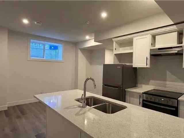 Legal suite basement in brand new Cityscape home