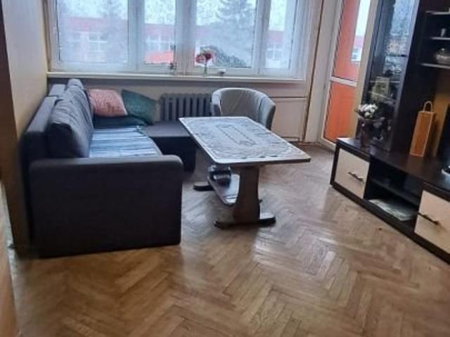 3 pokojowe mieszkanie z loggią i dużym potencjałem