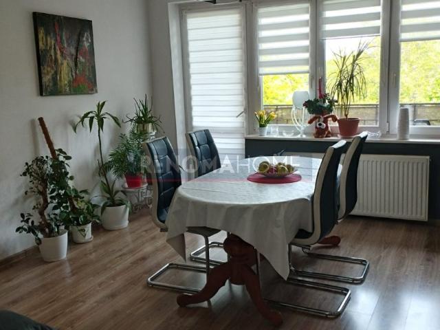 Przestronne 2 pokojowe mieszkanie z miejscem postojowym