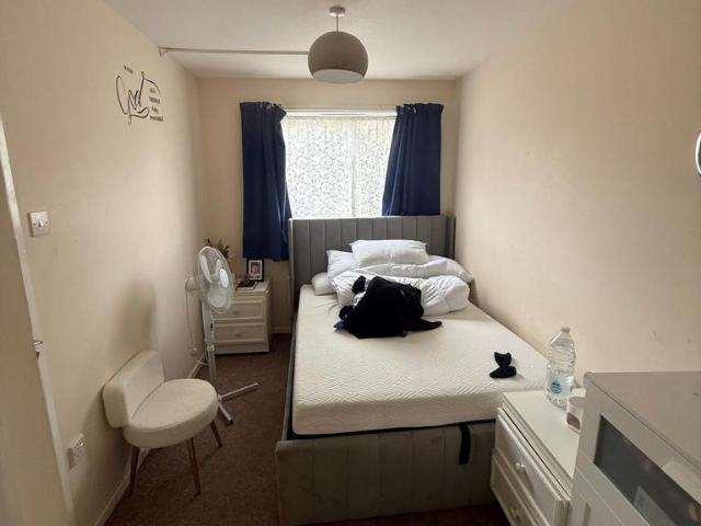 Lehar Close, Basingstoke RG22 1 bed in a house share to rent £650 pcm £150 pw
