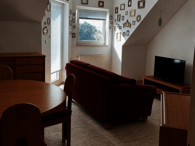LEHRTE | gepflegte 2 Zimmer Wohnung mit Balkon und Abstellraum in ruhiger Wohnsiedlung