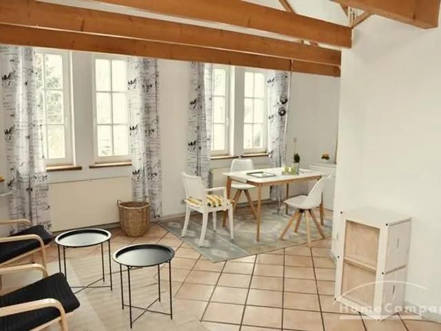Lehrte, Idyllic, furnished apartment with 2 bedrooms on a riding stable