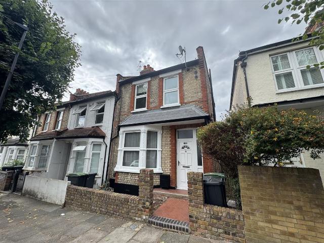 Leith Road, Wood Green N22, 3 bed end terrace house to rent, £2,500 pcm | PrimeLocation