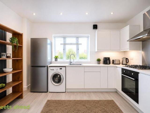 Leicester Road, Croydon, CR0 2 bed apartment to rent £1,750 pcm £404 pw