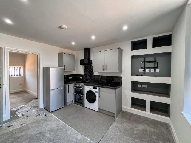 Leicester Road, Loughborough, Leicestershire LE11, 1 bed flat to rent, £750 pcm | PrimeLocation