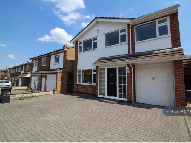 Leicestershire, Loughborough, LE11 4 bed detached house to rent £1,400 pcm £323 pw