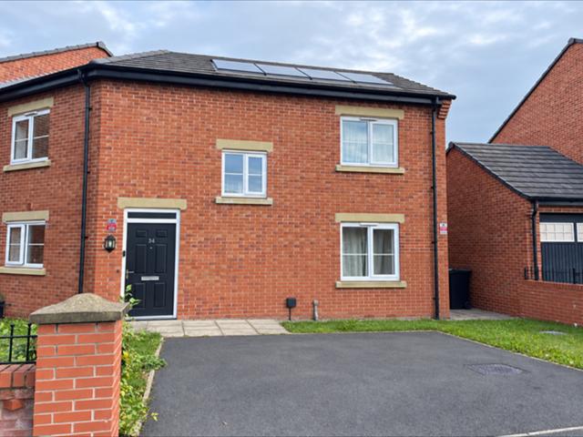 Leigh WN7 3 bed semi detached house to rent £1,175 pcm £271 pw