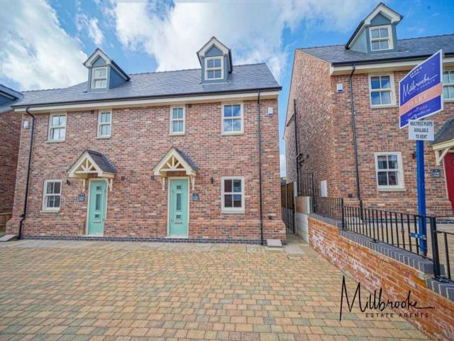 Leigh Road, Atherton M46, 4 bed semi detached house to rent, £1,675 pcm | PrimeLocation