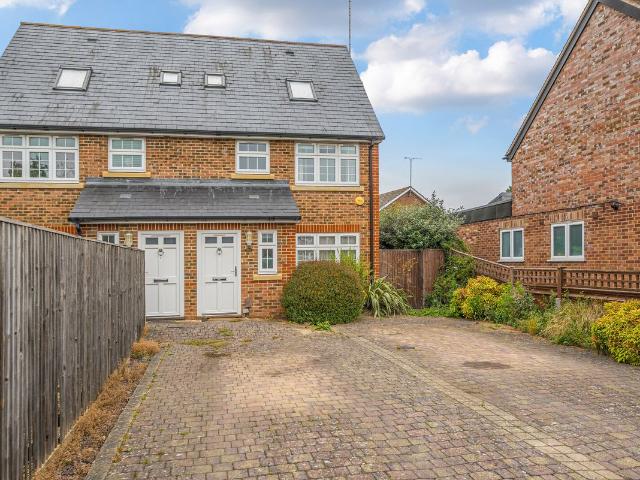 Leigh Road, Cobham KT11, 3 bed semi detached house to rent, £2,650 pcm | PrimeLocation