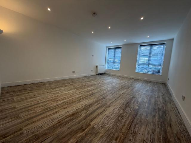 Leigh Road, Eastleigh SO50, Studio to rent, £795 pcm | PrimeLocation